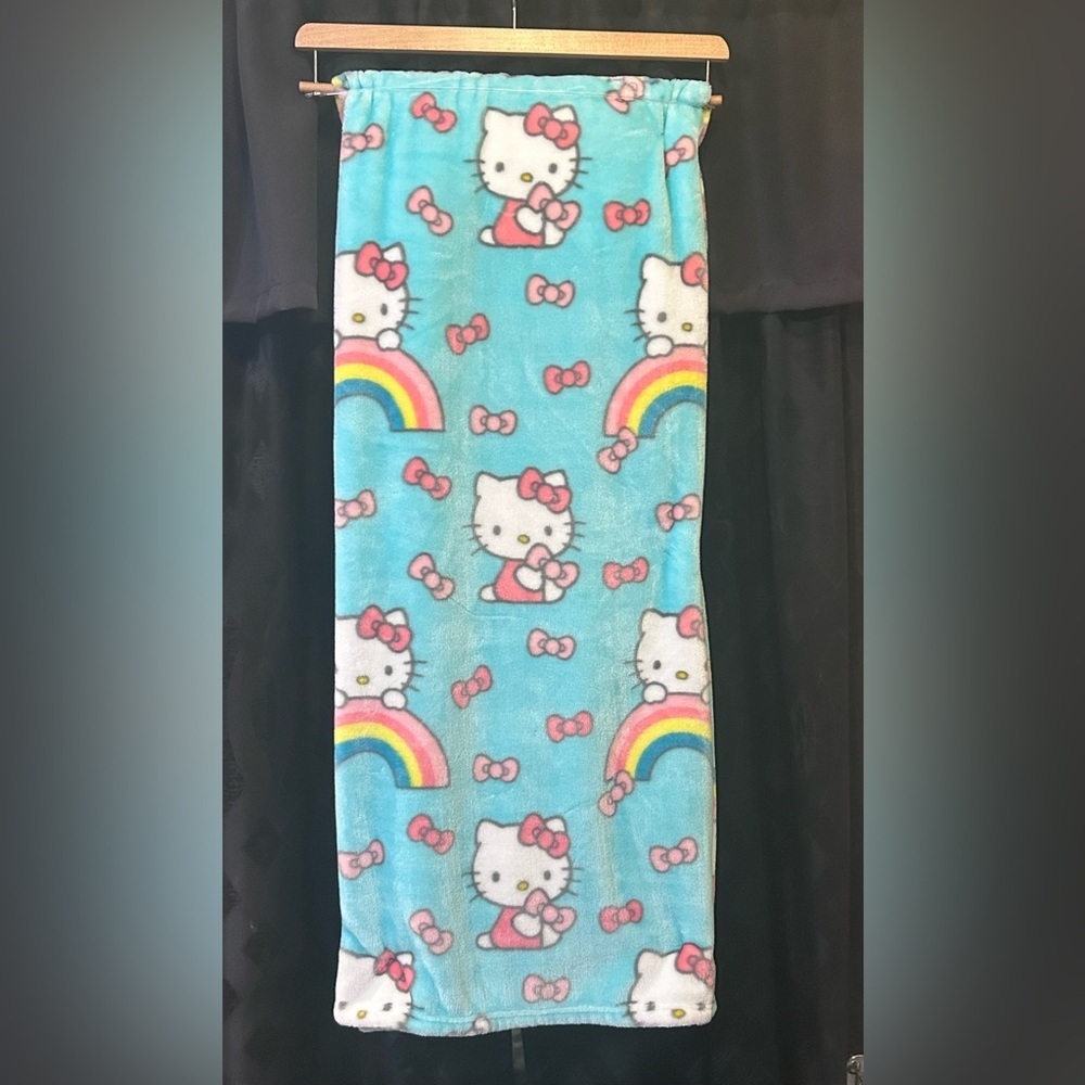 Hello Kitty Teal Throw Blanket With  Bows & Rainbows Graphics Made By Sanrio